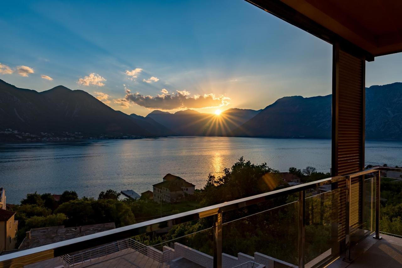 Apartments Casa Delone Kotor Bagian luar foto